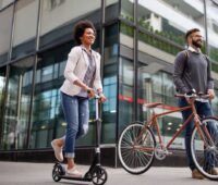 Se prevé un 18 % más de víctimas mortales por el auge de bicis y patinetes