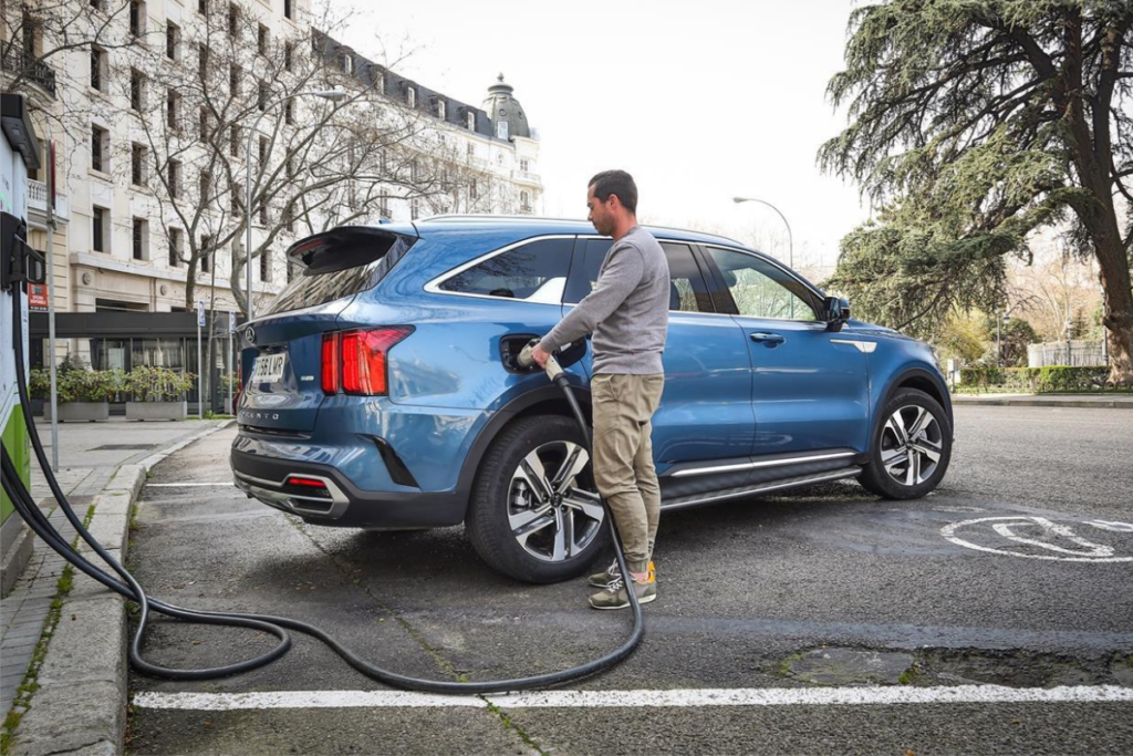 El grave problema al que se enfrenta Europa con las baterías de coches eléctricos