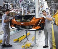 Aumenta la producción de vehículos en España